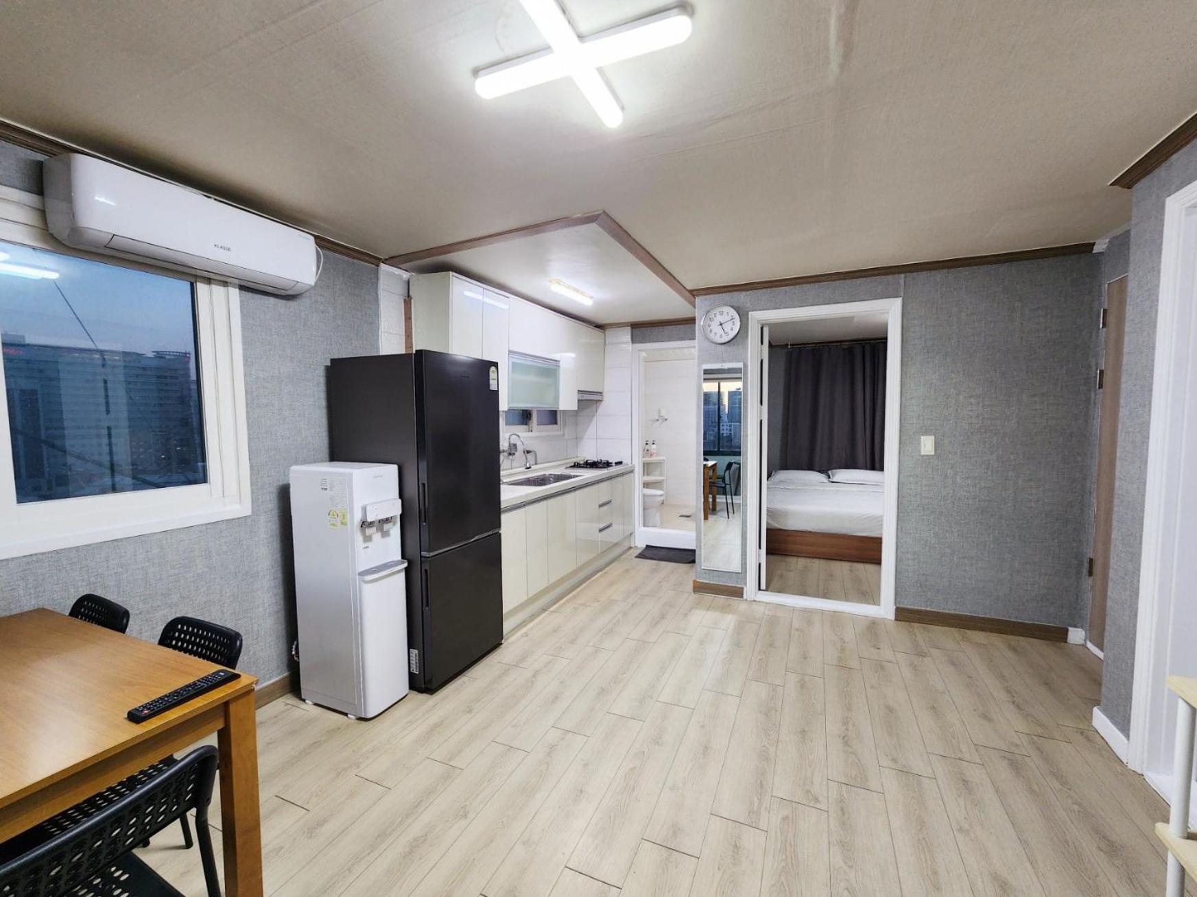 1012 House Namsan Ξενοδοχείο Σεούλ Δωμάτιο φωτογραφία